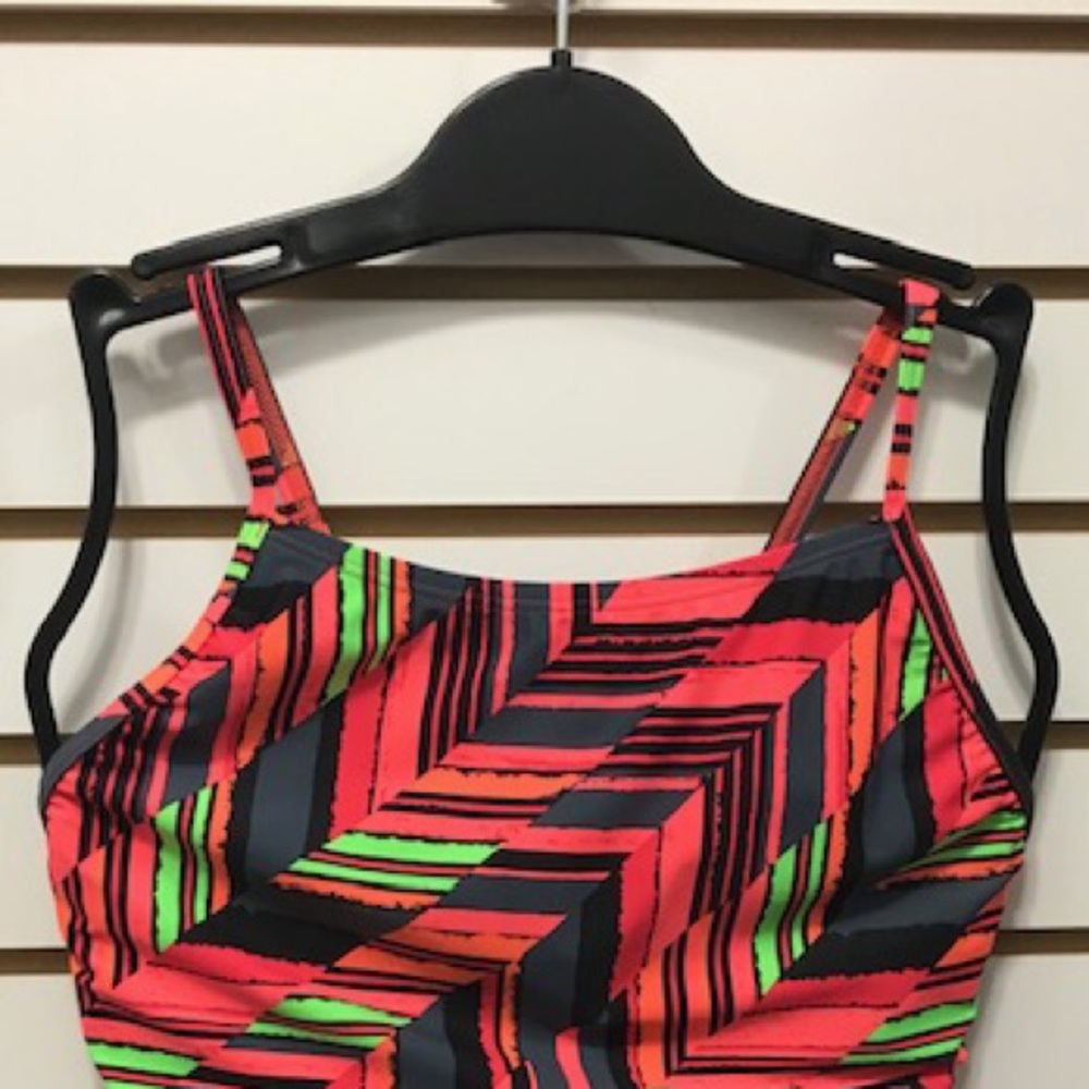 NWT Speedo 1pc Women’s Swimsuit Atomic Red 12/38